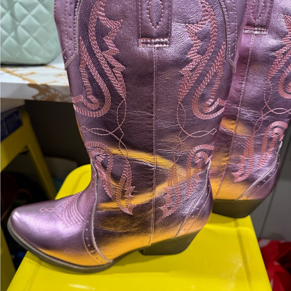 Sugar Pink Heeled Boots with Stylish Design